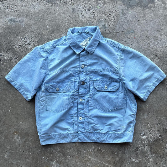 Light blue Levi’s cropped shirt