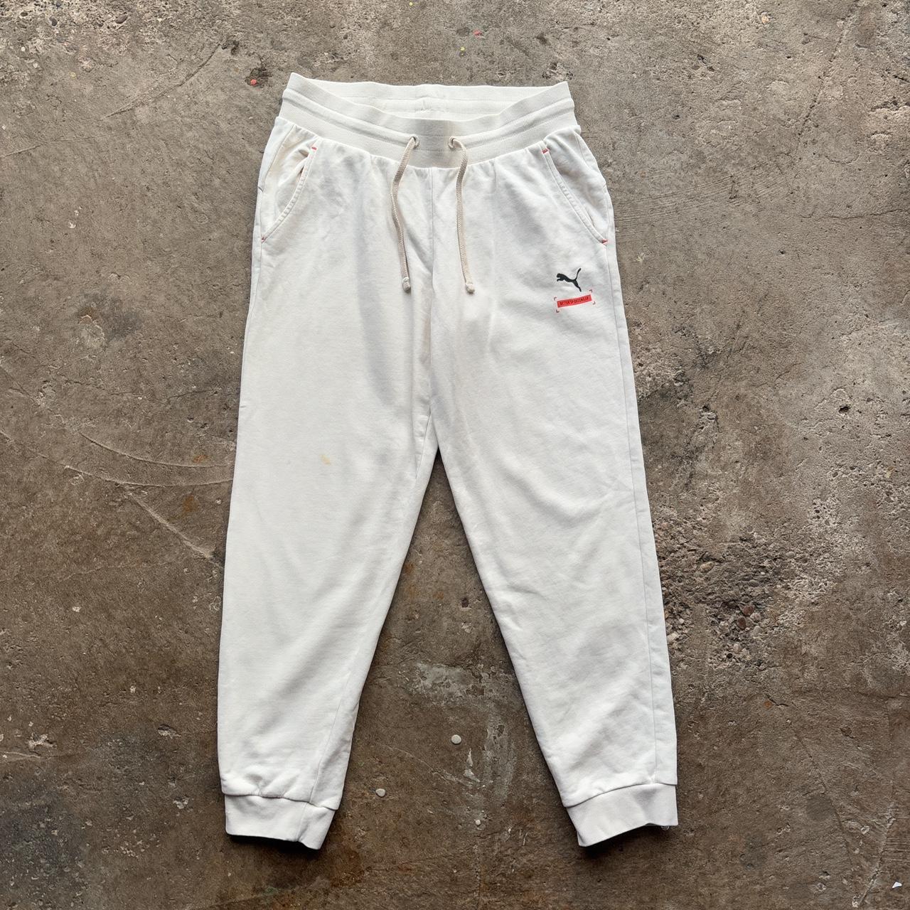 White puma sweat pants