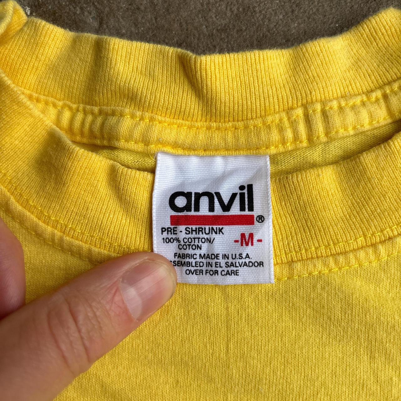 Vintage 2000 Yellow Graphic T-Shirt