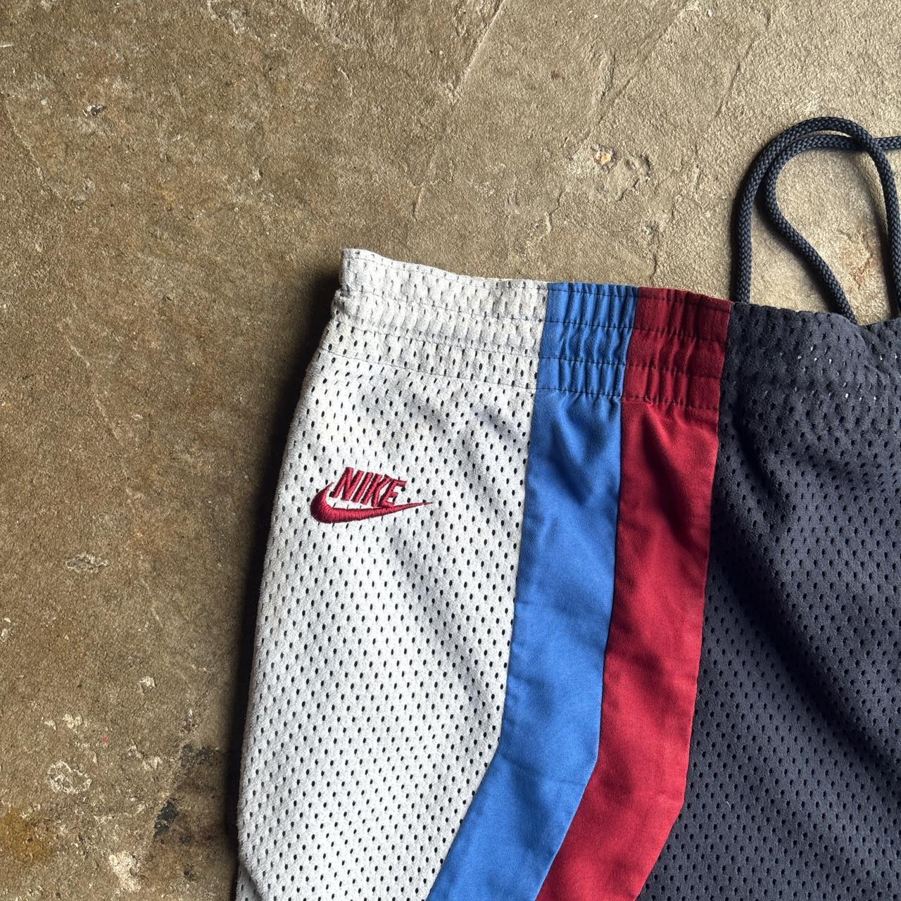 00’s Nike Navy ‘Force’ Basketball shorts