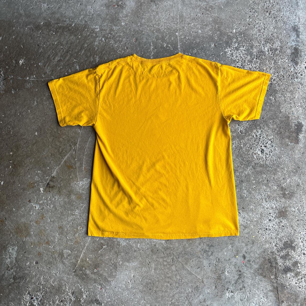 Yellow Minnesota Viking’s Graphic NFL T-Shirt - L