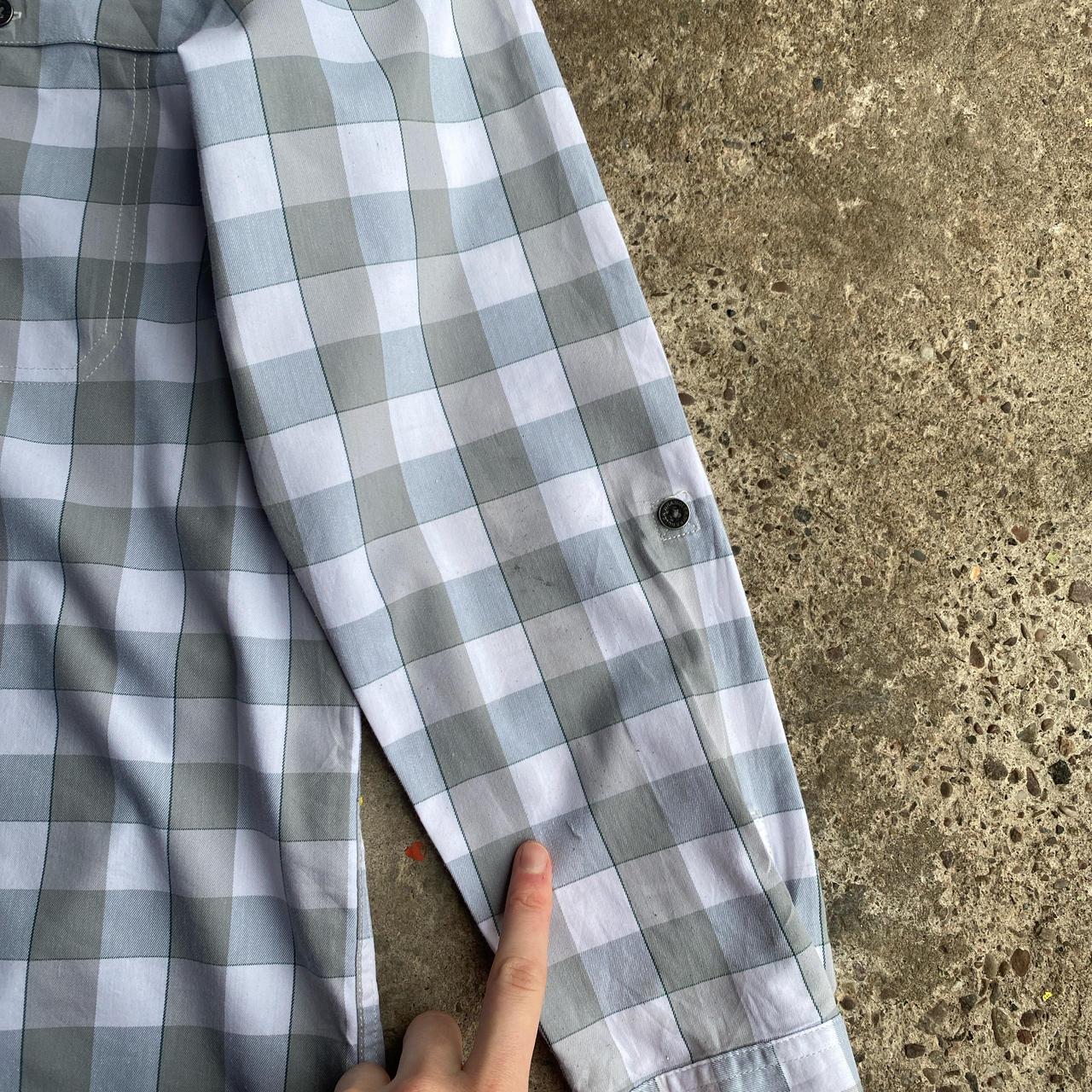 Blue & Grey Checkered Wrangler Long Sleeve Shirt - M