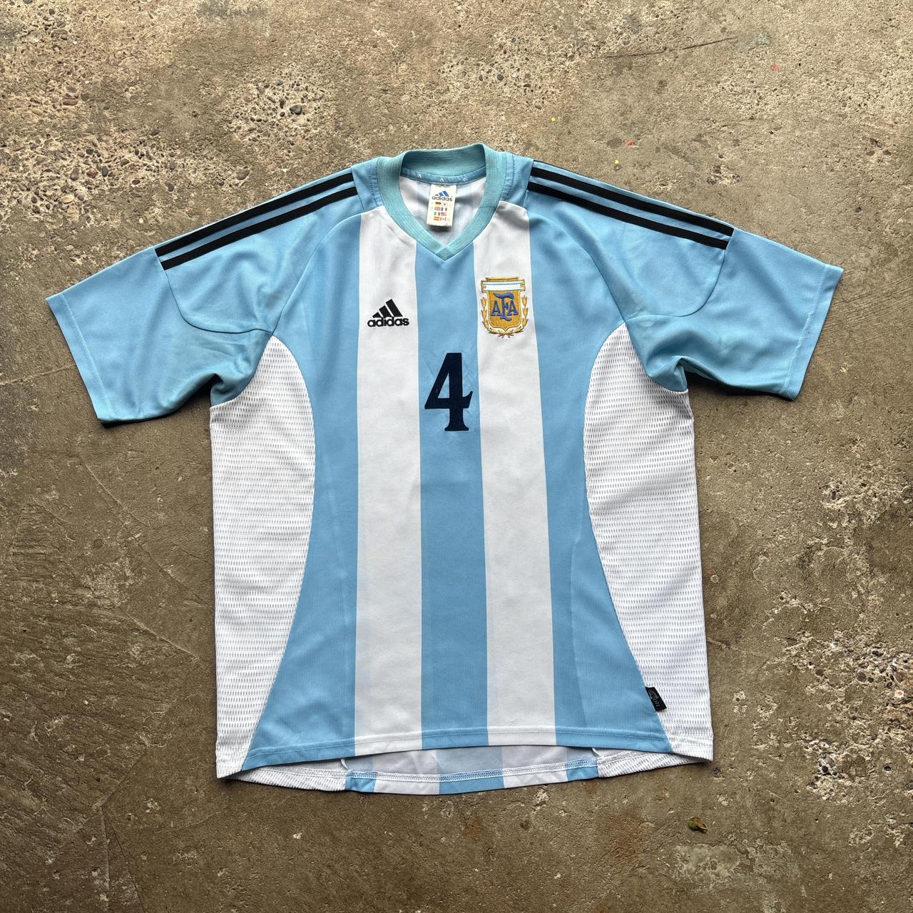 2002 Argentina Adidas Football Shirt w/ Veron, 4 - L