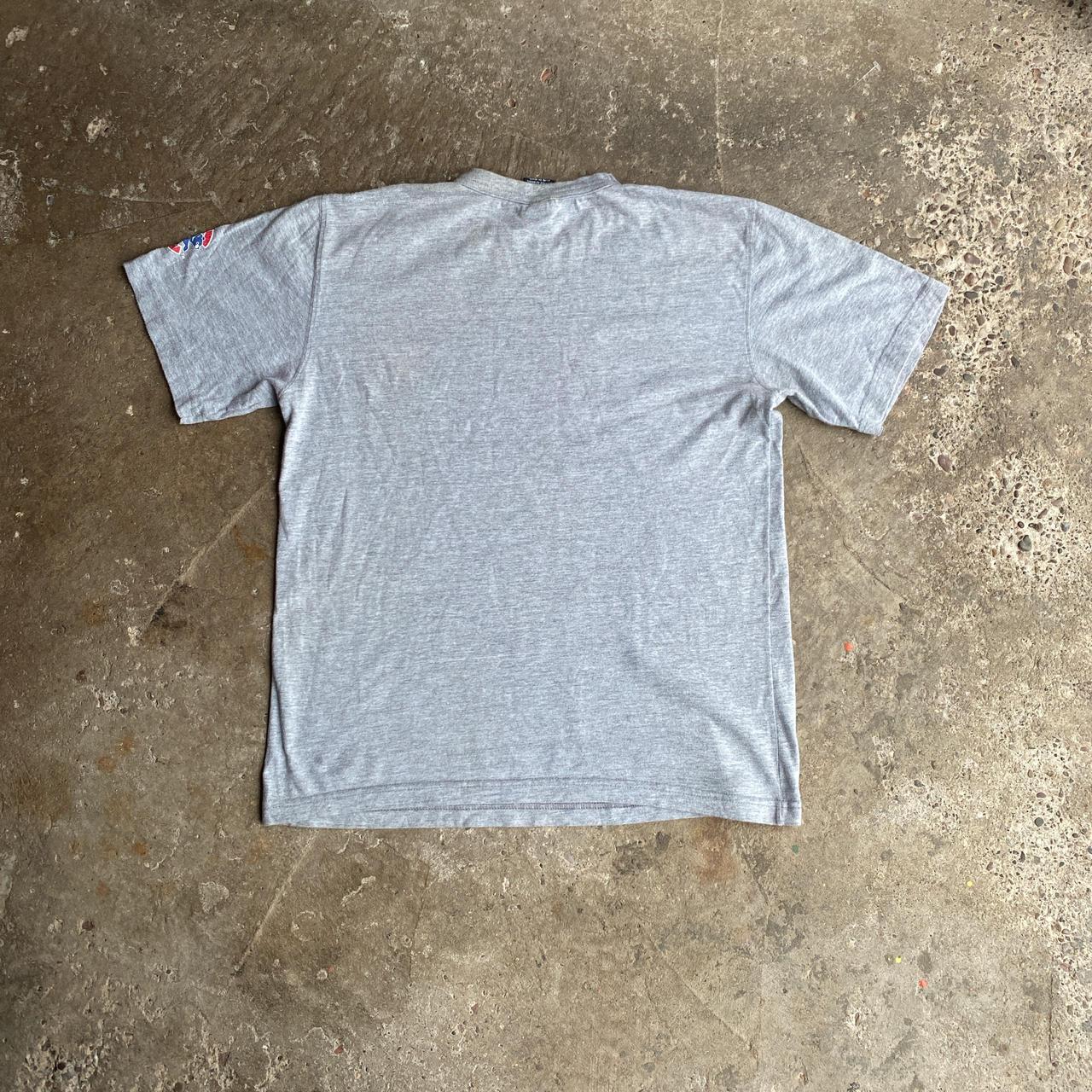 Grey Nike Chicago Cubs Graphic T-Shirt - L (women’s)