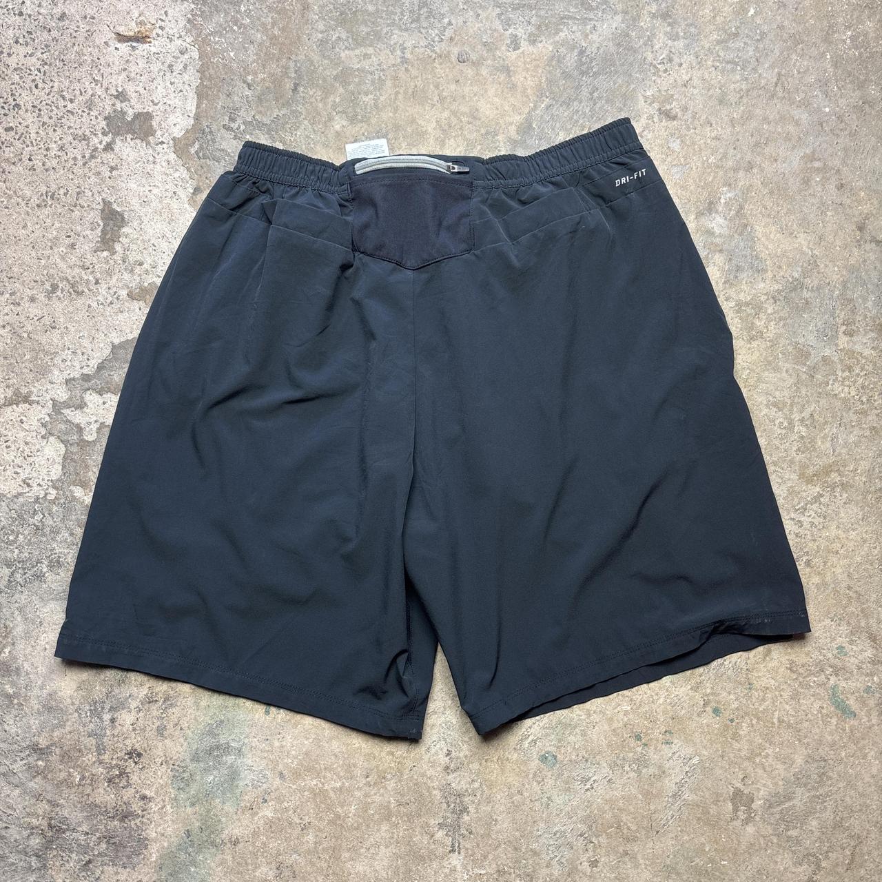 Black Nike activewear shorts - XL