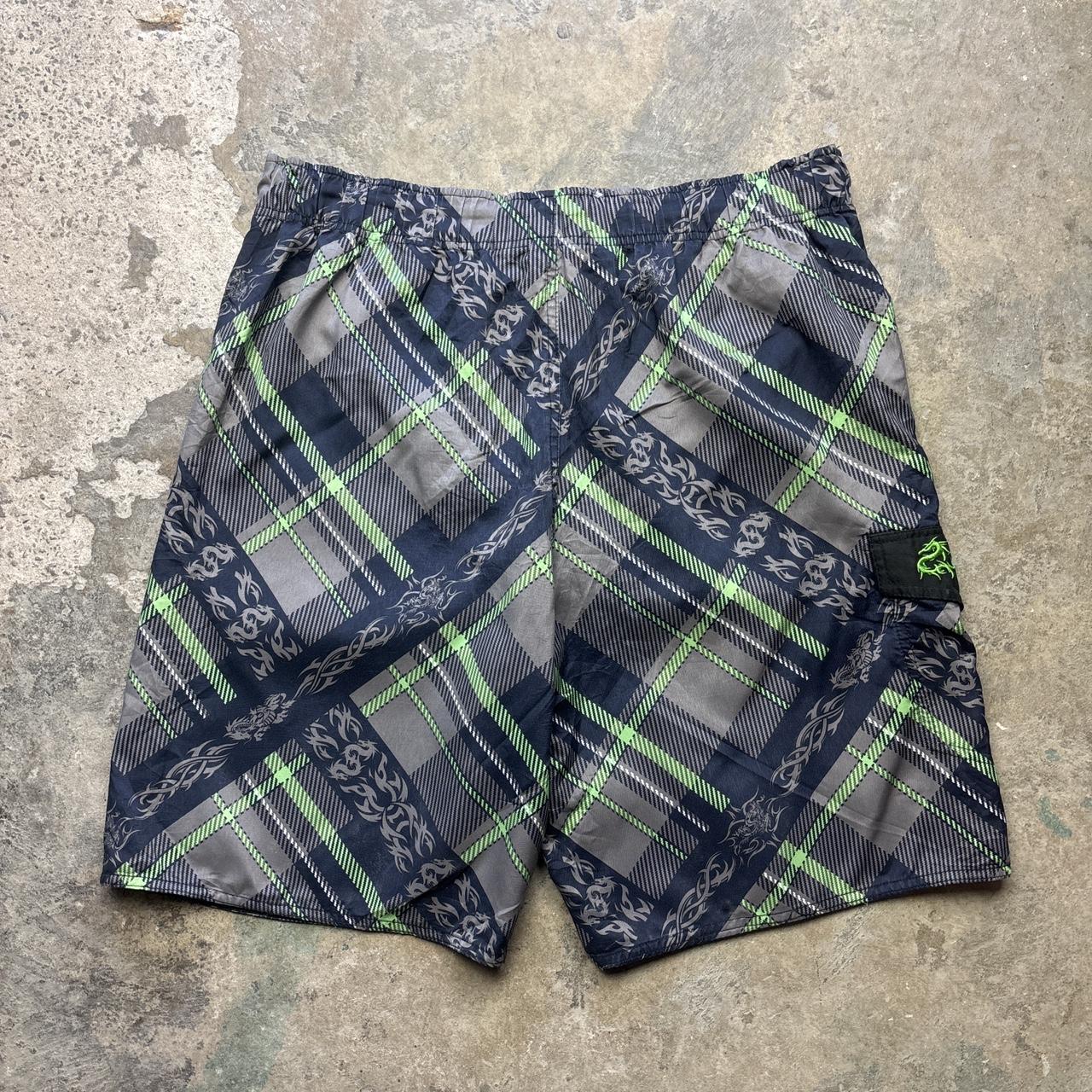 Grey Y2K chequered board shorts from Maui & Sons - W36/L