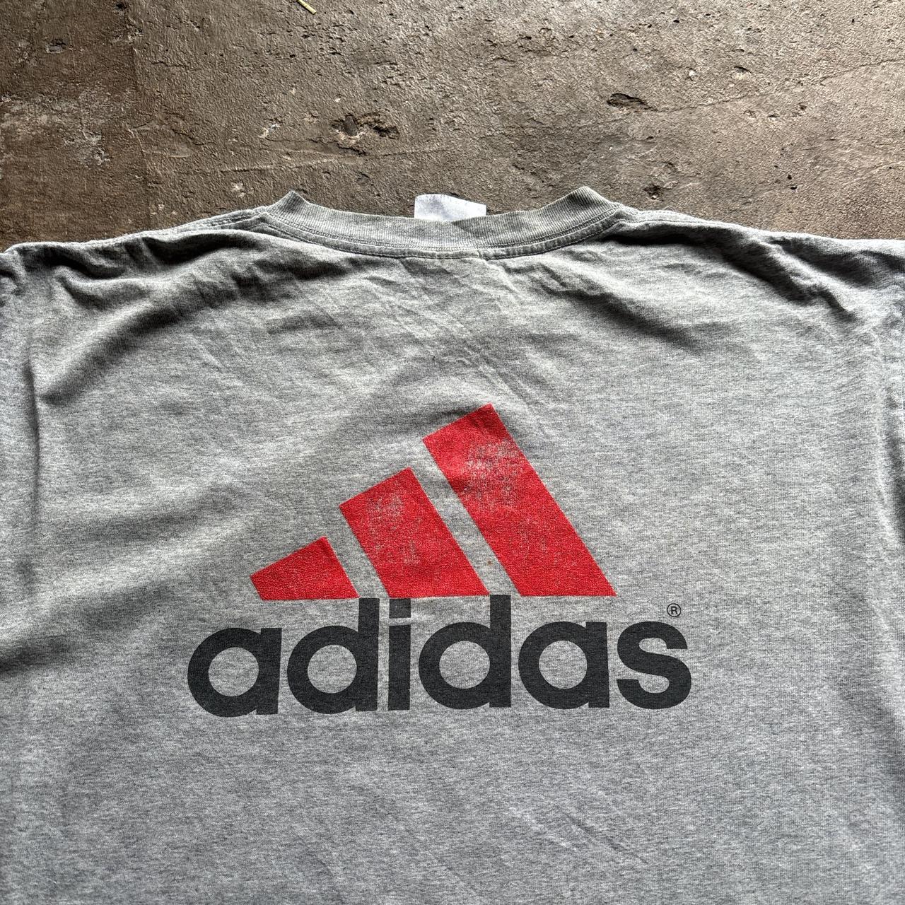 00s Grey Adidas graphic  t-shirt - M