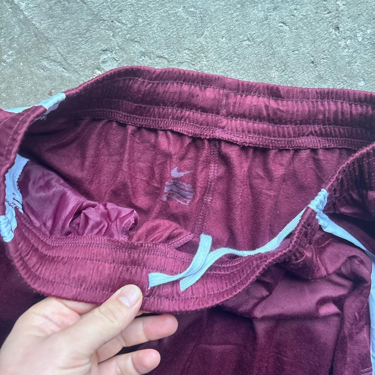 Burgundy Nike Sweatpants - M