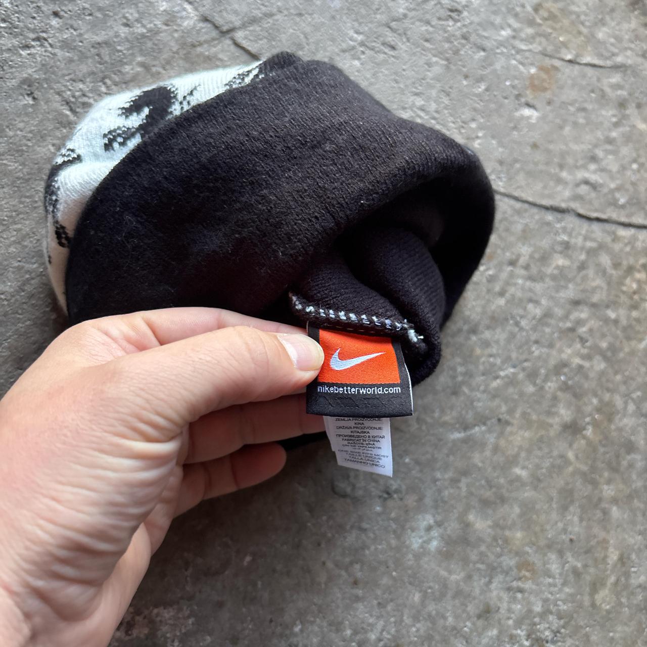 Nike Juventus knitted bobble hat - OS