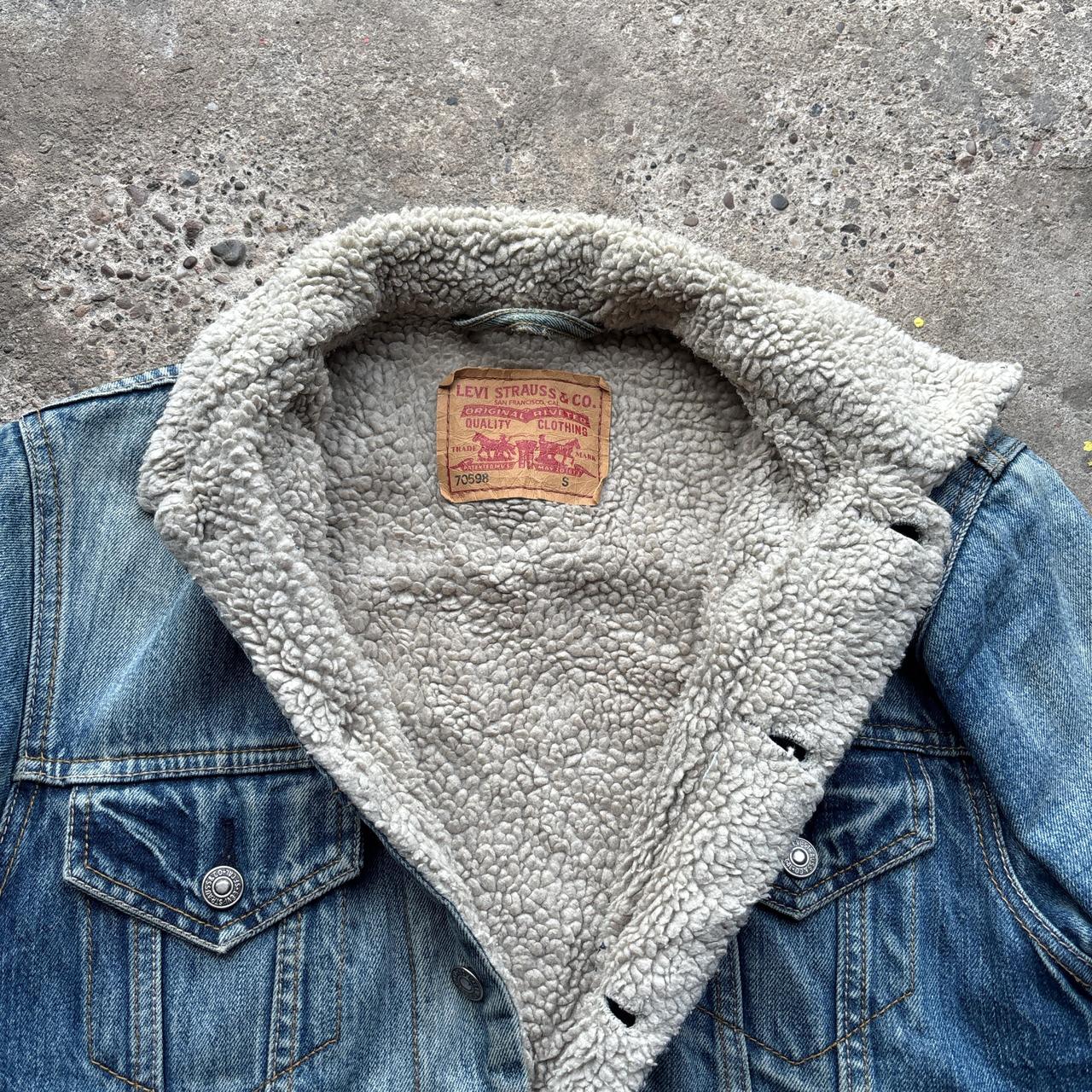 Blue Levi’s 70598 jacket with Sherpa lining - S