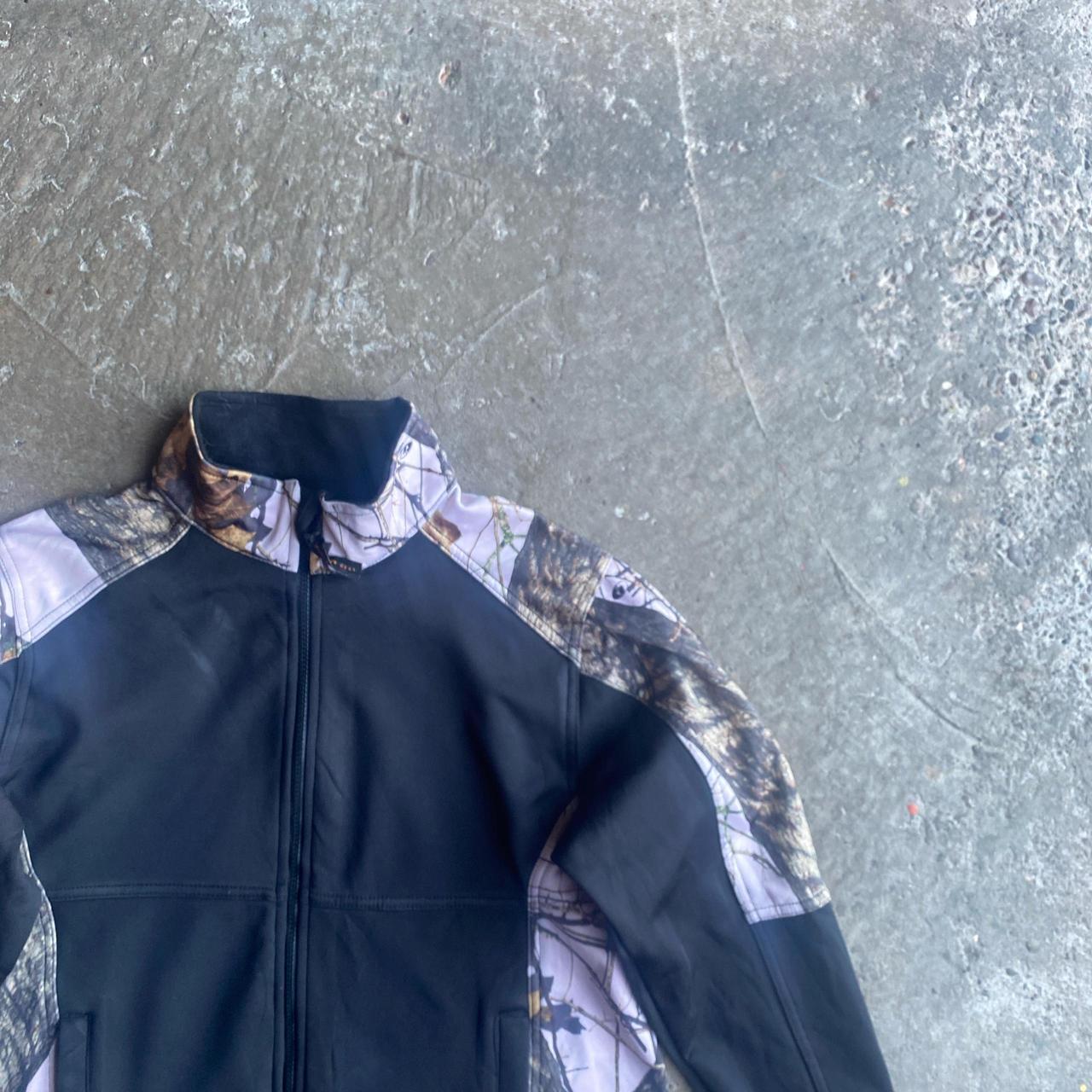 Black/Real Tree Pattern Full Zip Jacket - M