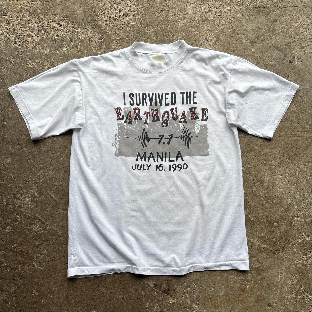 90s white single stitch tee with Manila Earthquake print - M