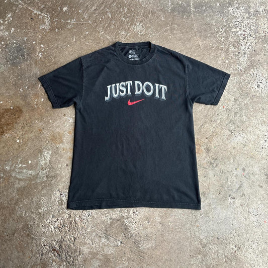 Black Nike ‘Just Do It’ Graphic T-Shirt - L