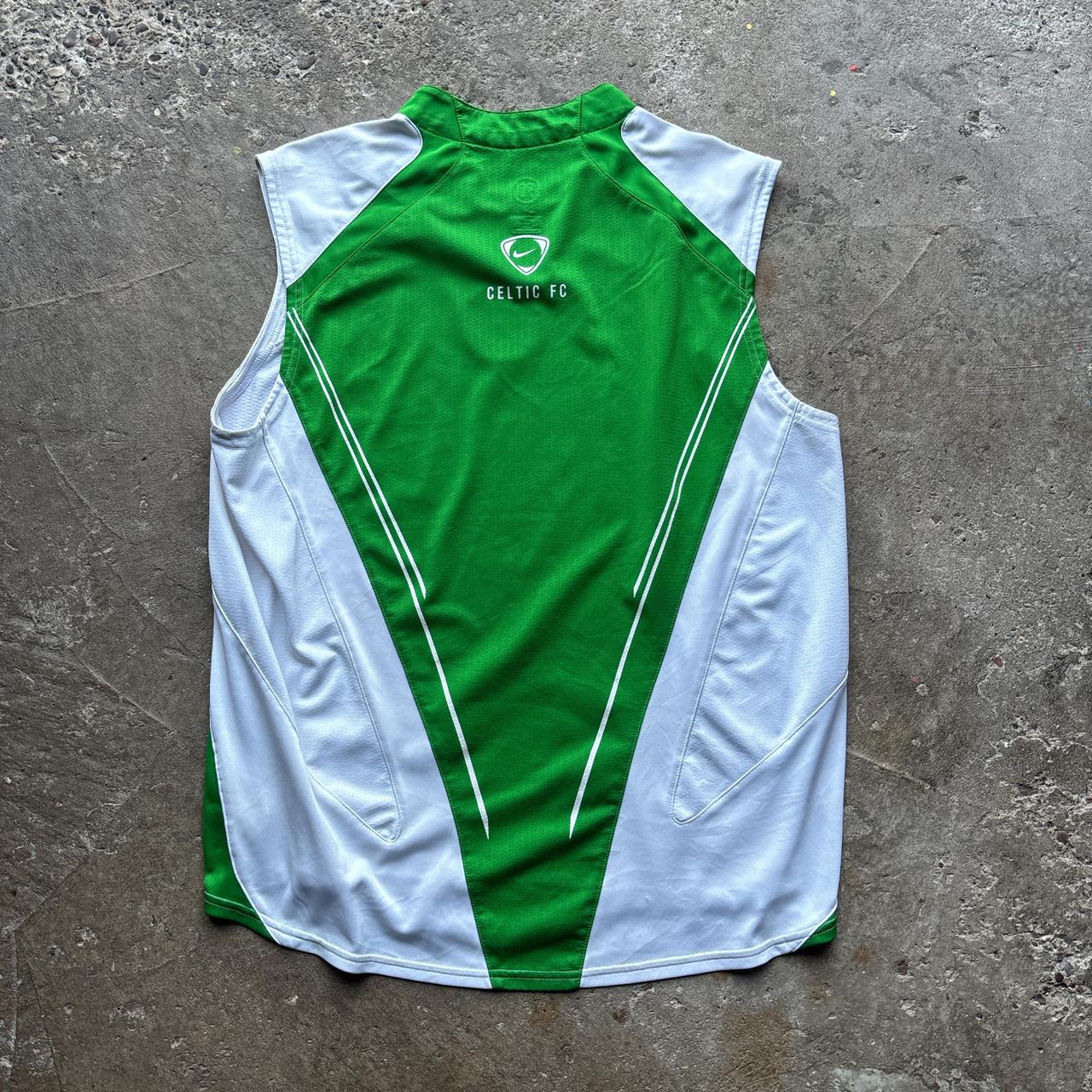 00s Celtic Nike T90 activewear vest - L