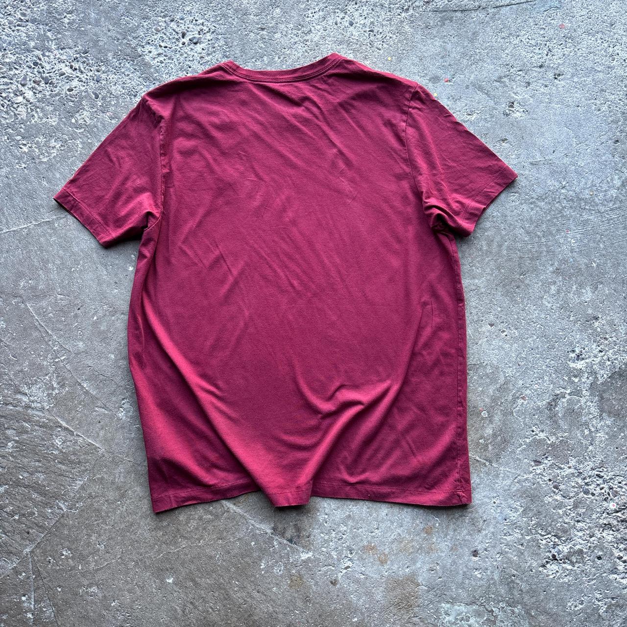 Burgundy Nike t-shirt - XL