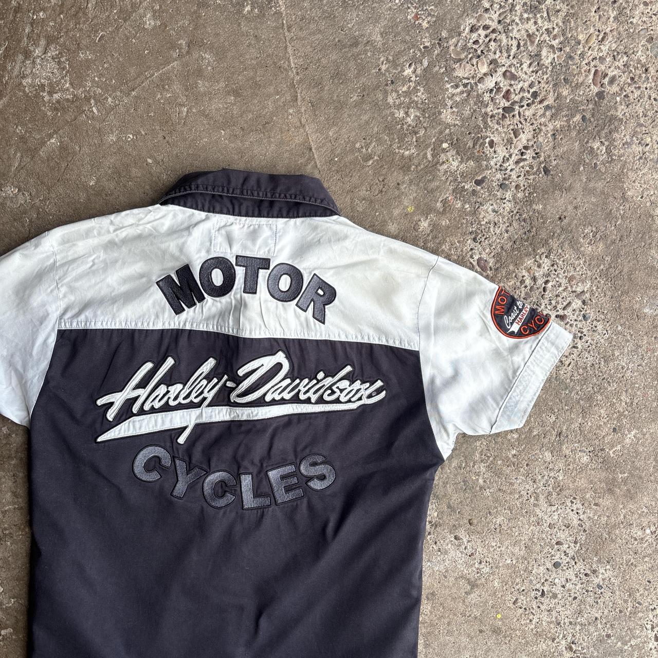 Harley Davidson Black & White Button Up Shirt - L (women’s)
