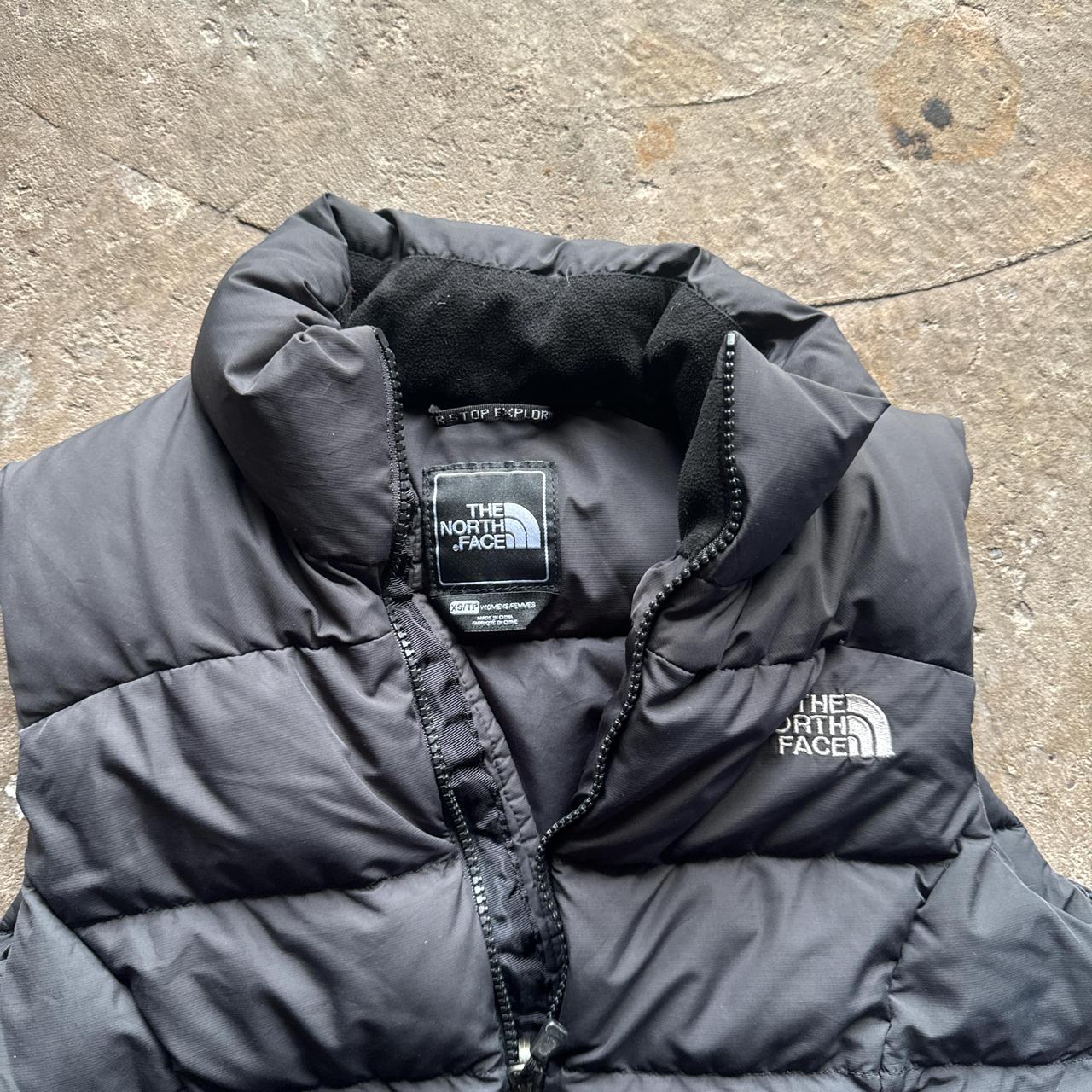 Black North Face 700 puffer gilet