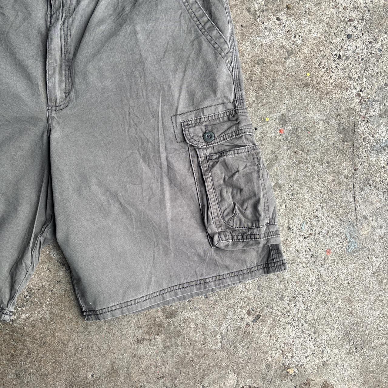 Khaki Green Lee Cargo shorts