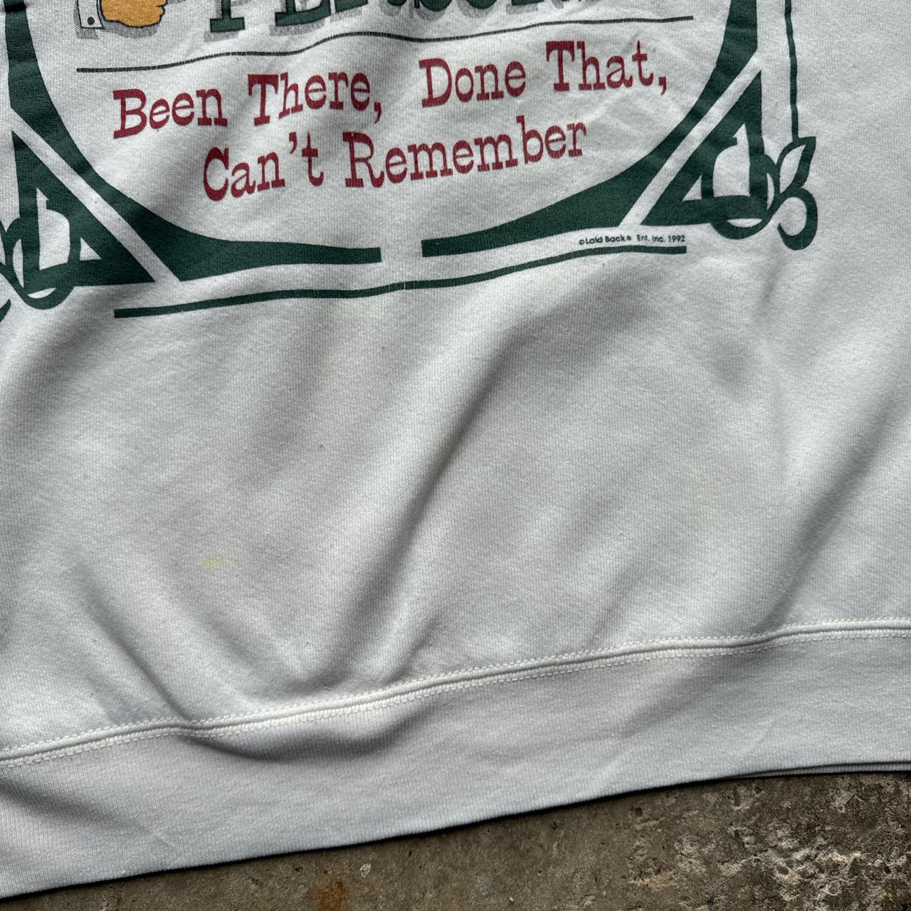 White 90s sweatshirt with ‘Antique’ print