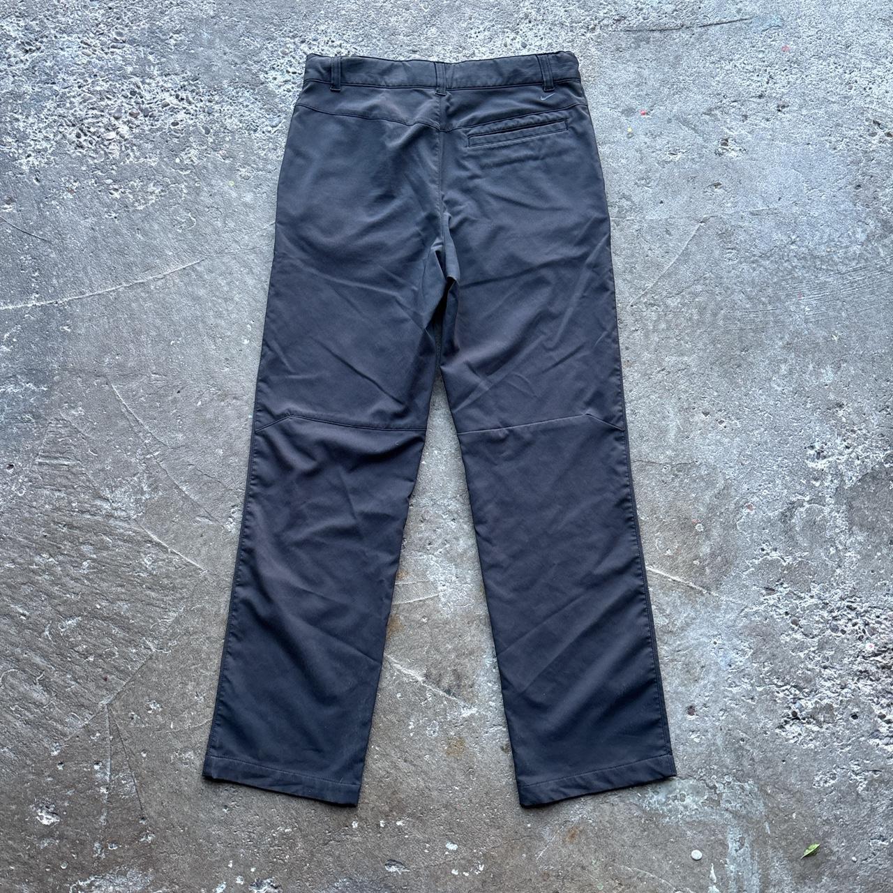 Grey Nike Golf trousers - L (Boys)