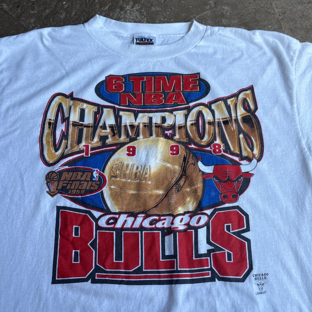 VINTAGE MADE IN USA TULTEX 1998 CHICAGO BULLS 6 TIME WORLD CHAMPIONS TSHIRT XL