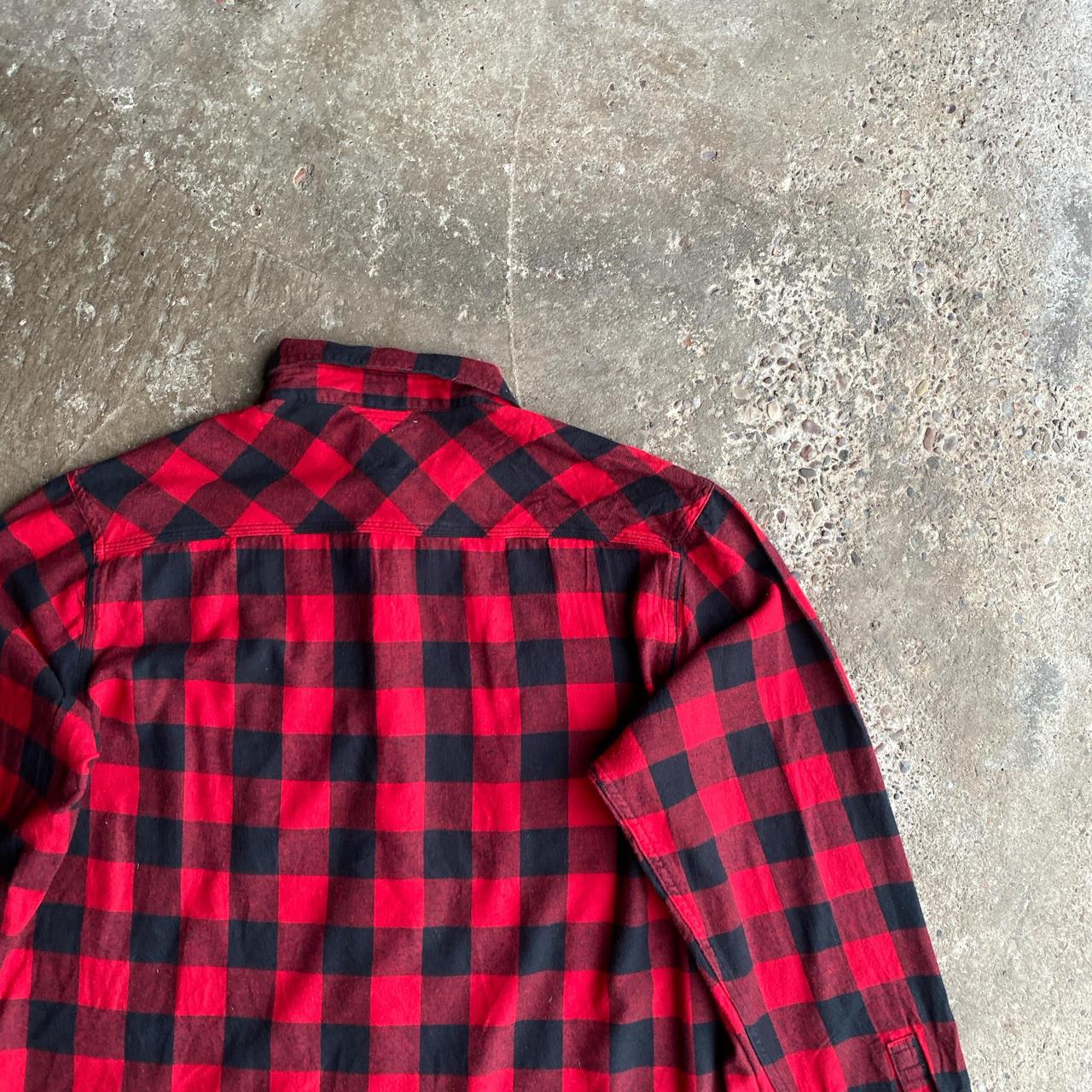 Red & Black Checkered Levis Flannel Shirt - XL