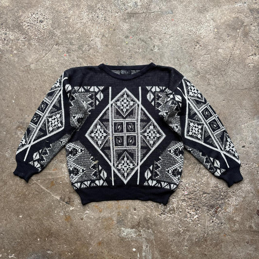 Vintage Black and white knitted jumper