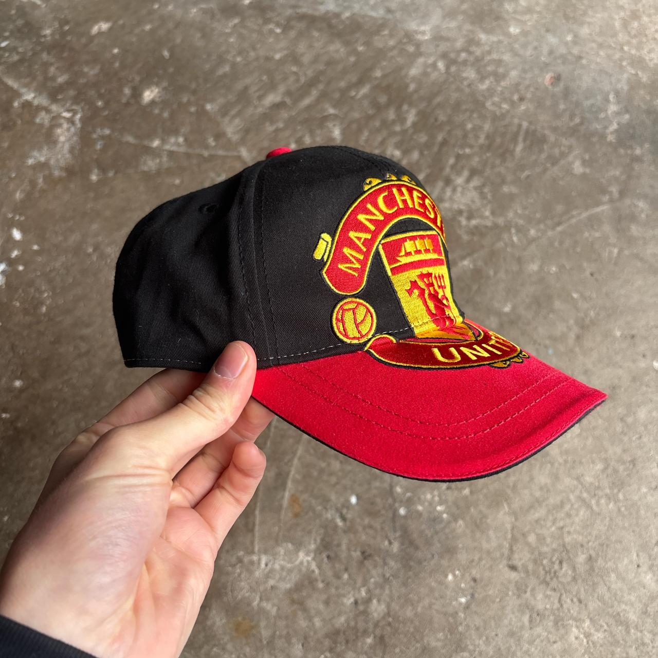 Manchester United Embroidered Logo Cap