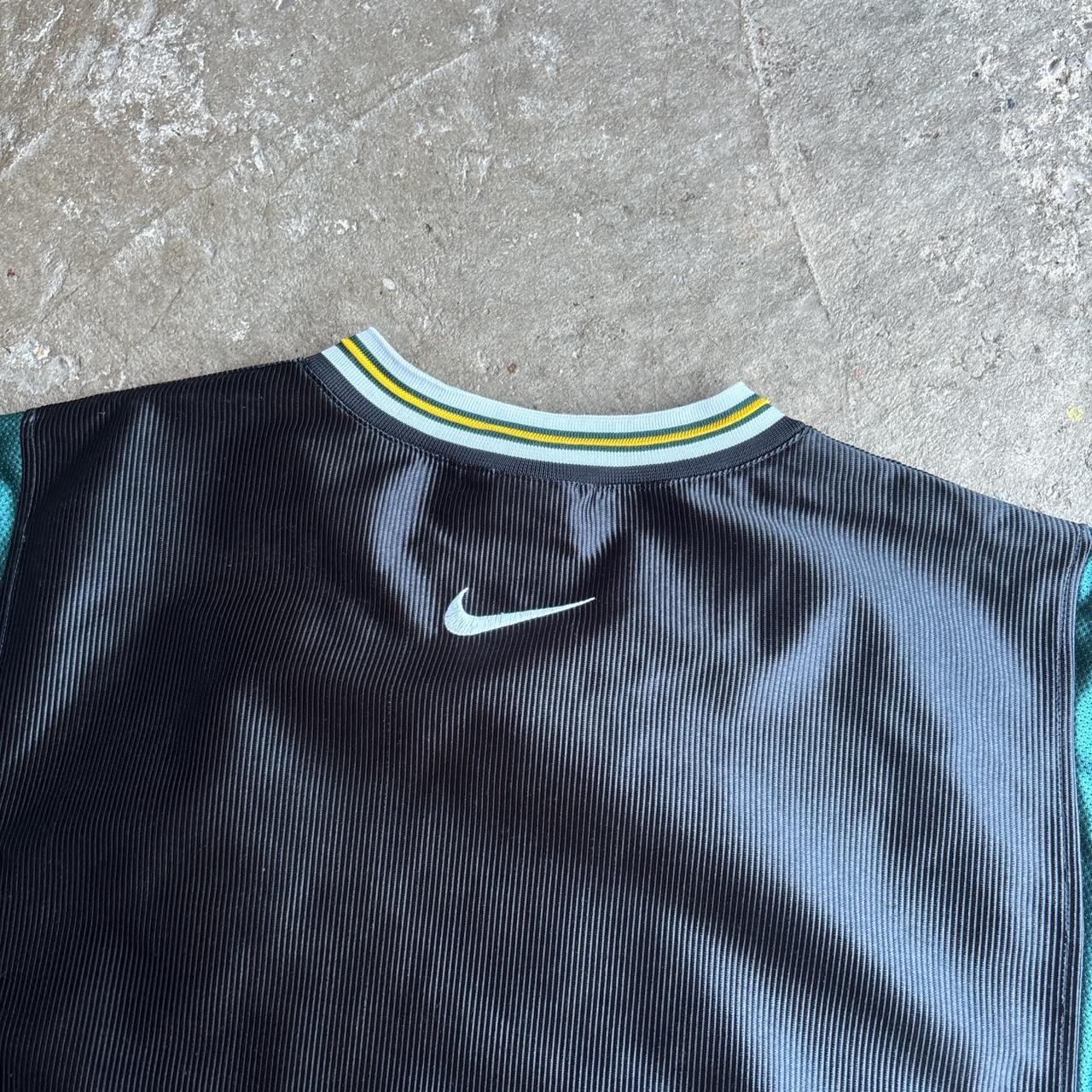 Vintage 90's Nike Basketball activewear top