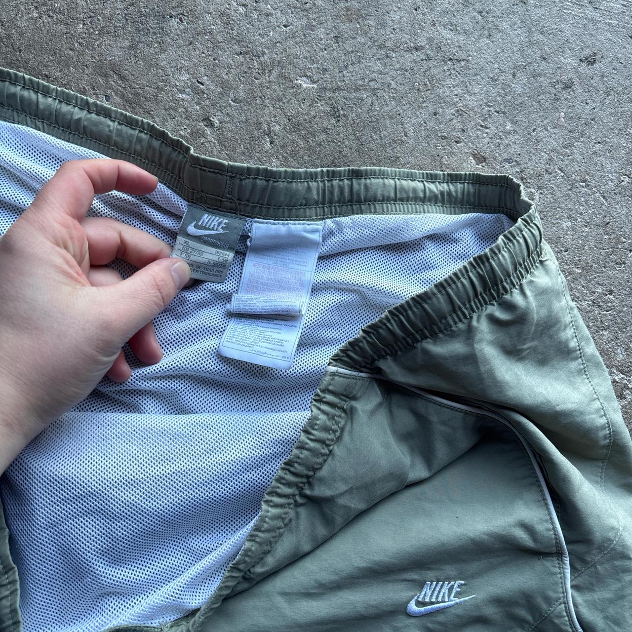00s Grey Nike Shorts / Trunks