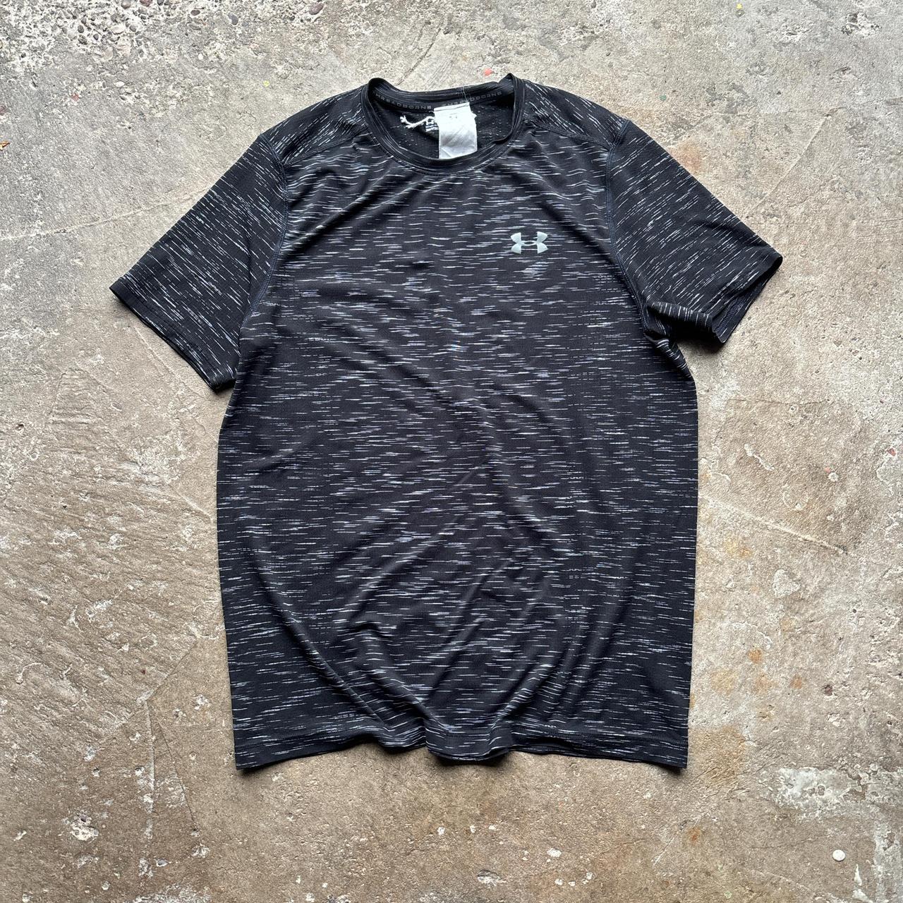 Black Under Armour activewear top - L