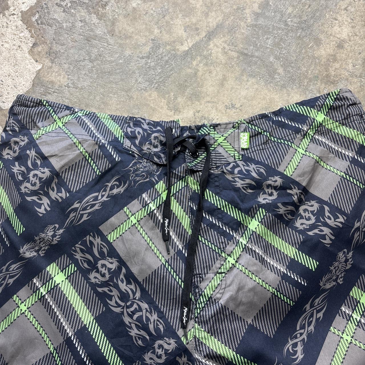 Grey Y2K chequered board shorts from Maui & Sons - W36/L
