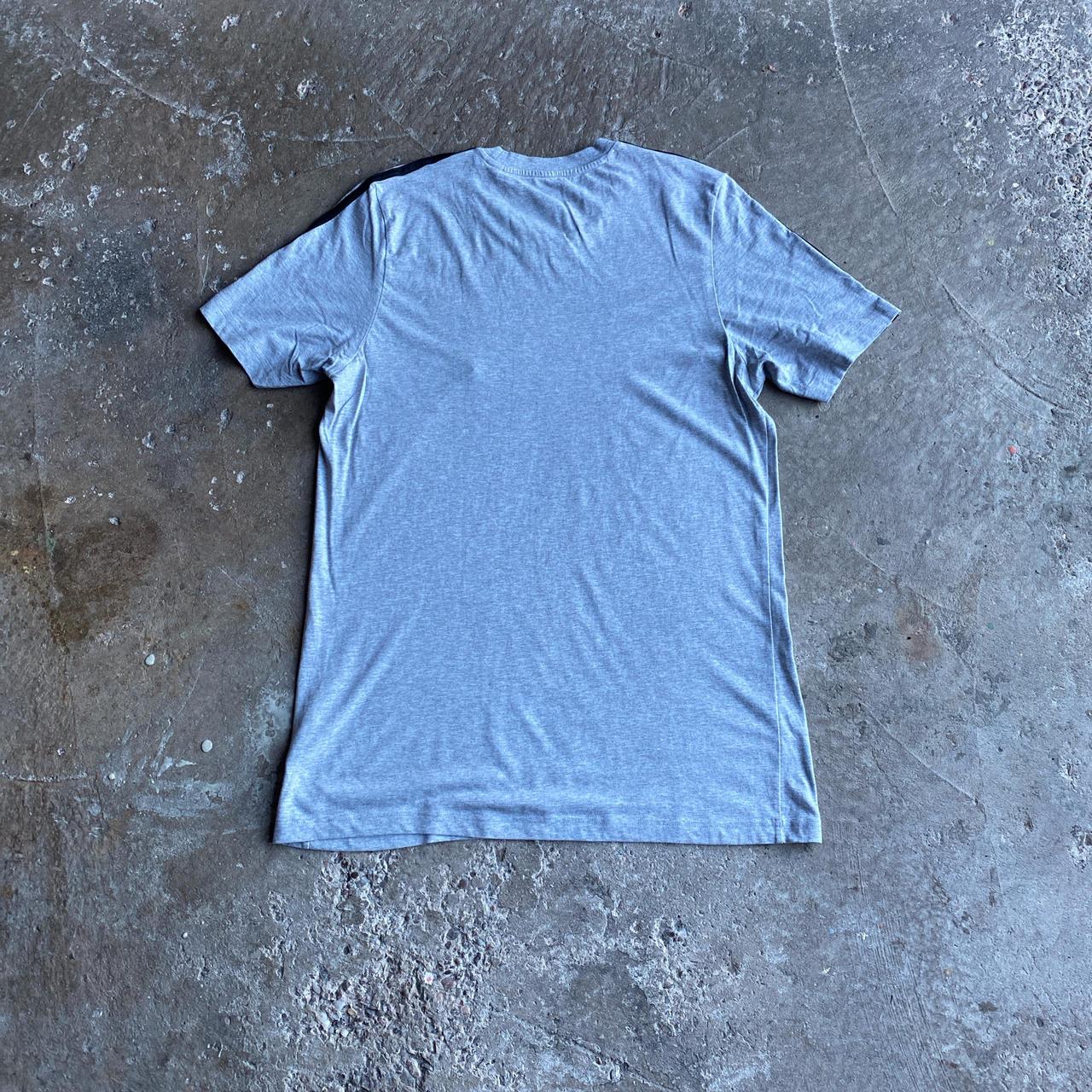Grey Adidas Logo T-Shirt - L