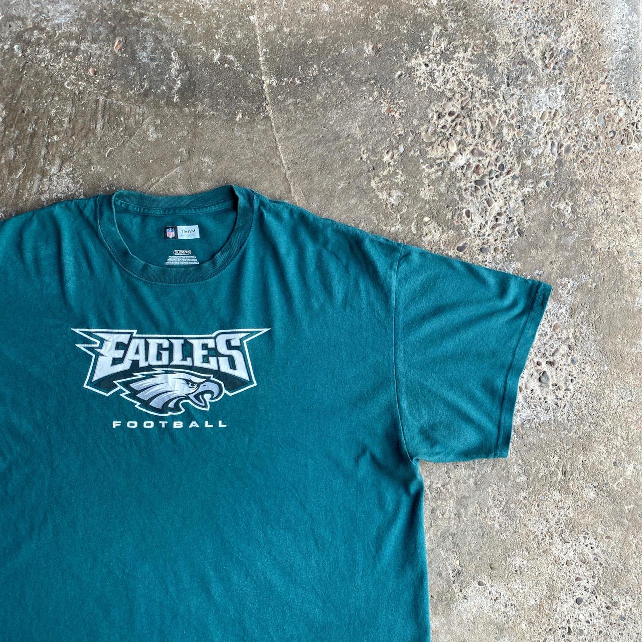 Green Graphic Philadelphia Eagles NFL T-Shirt  - XL