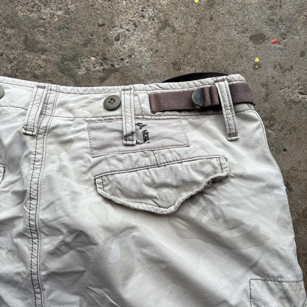 Cream G-Star camo cargo shorts - W32