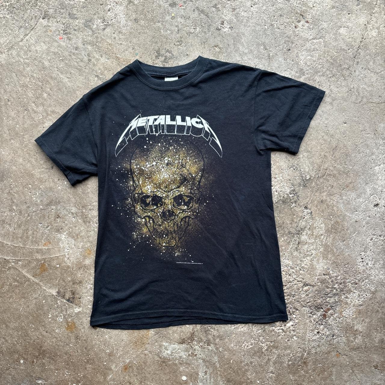 Black 00s Metallica t-shirt
