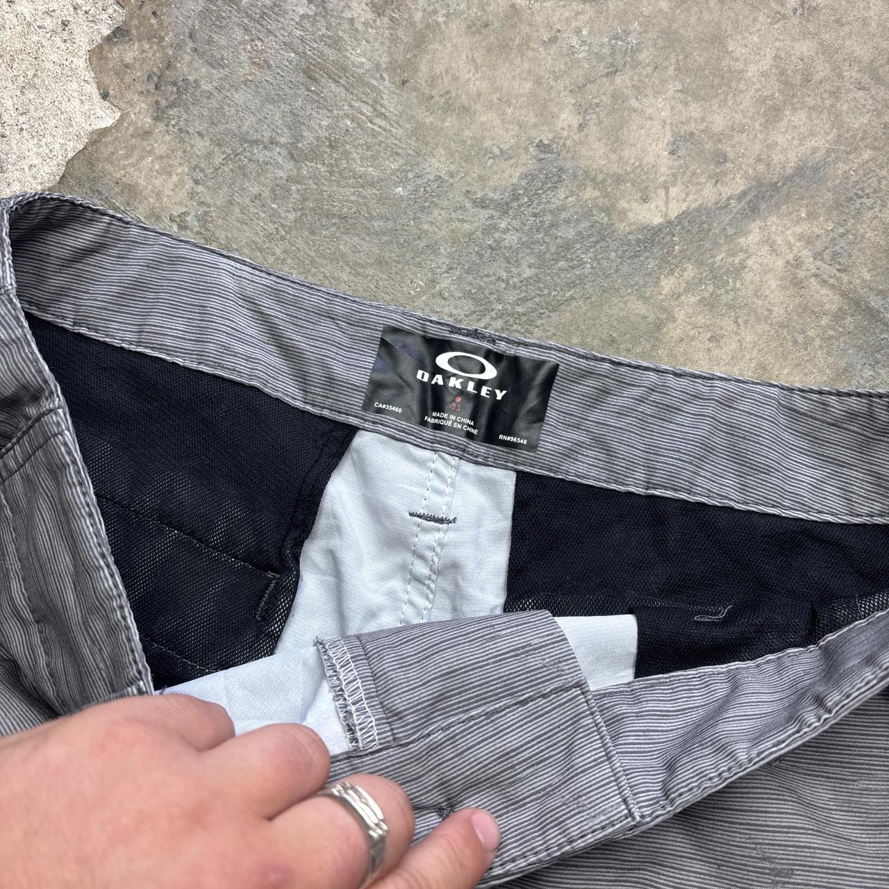 Grey Oakley Casual Shorts - W33