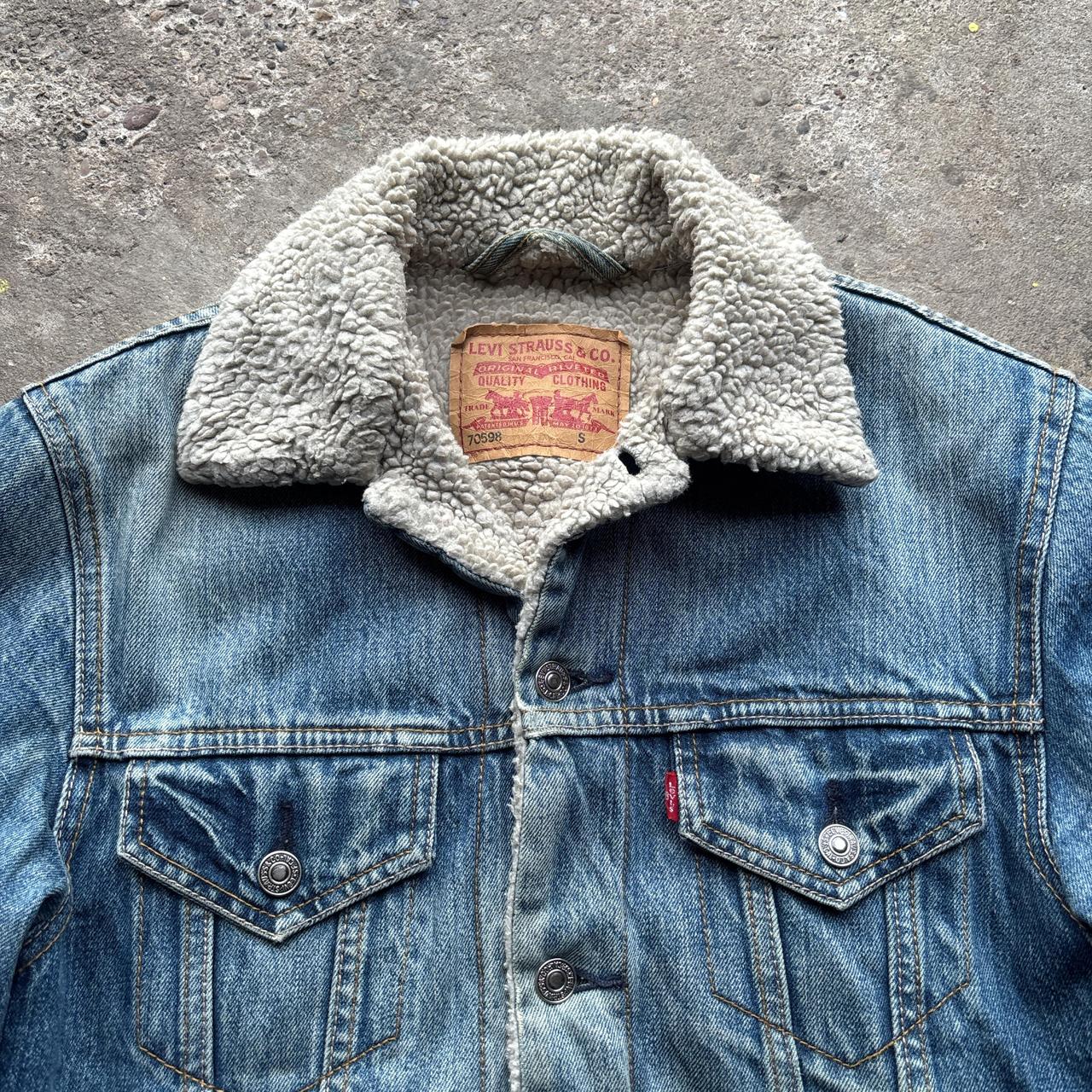 Blue Levi’s 70598 jacket with Sherpa lining - S