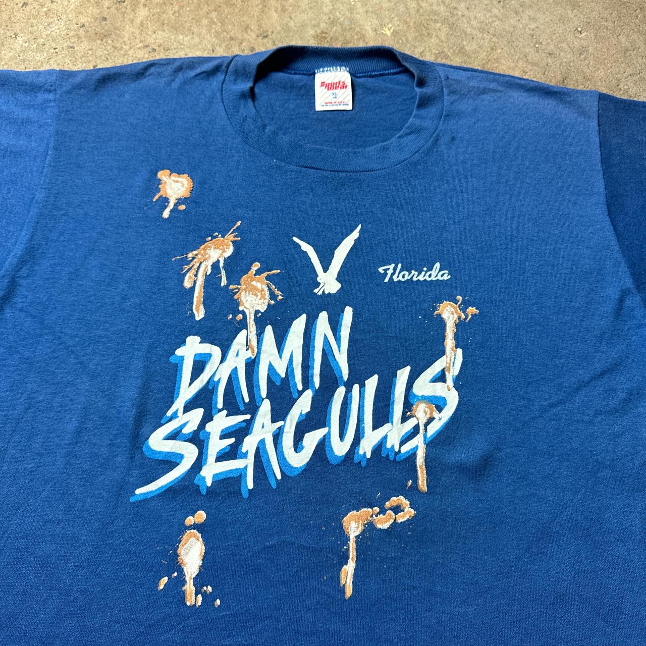 80s Blue ‘Damn Seagulls’ graphic tee