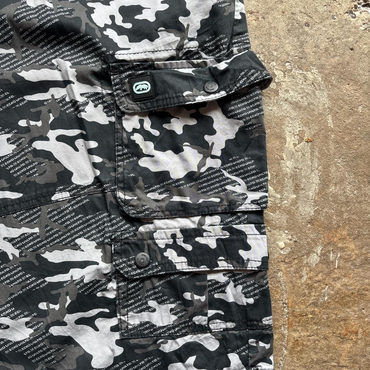 Grey camo Ecko Untld