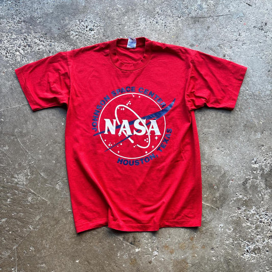 Red NASA graphic tee - L