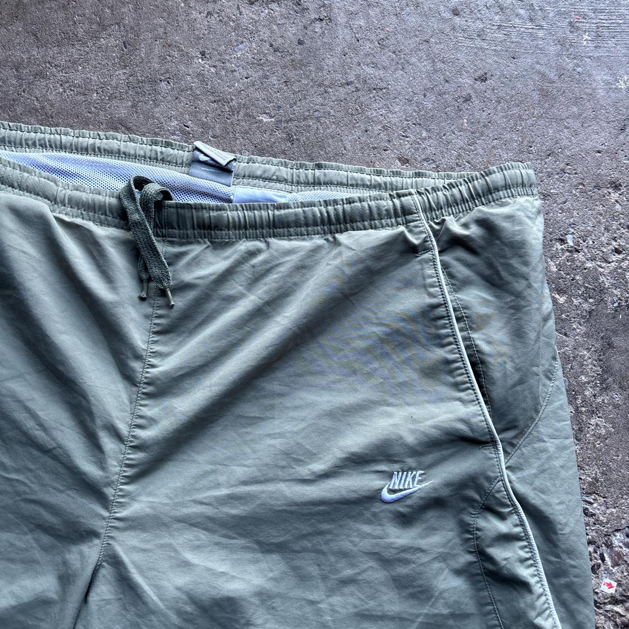 00s Grey Nike Shorts / Trunks