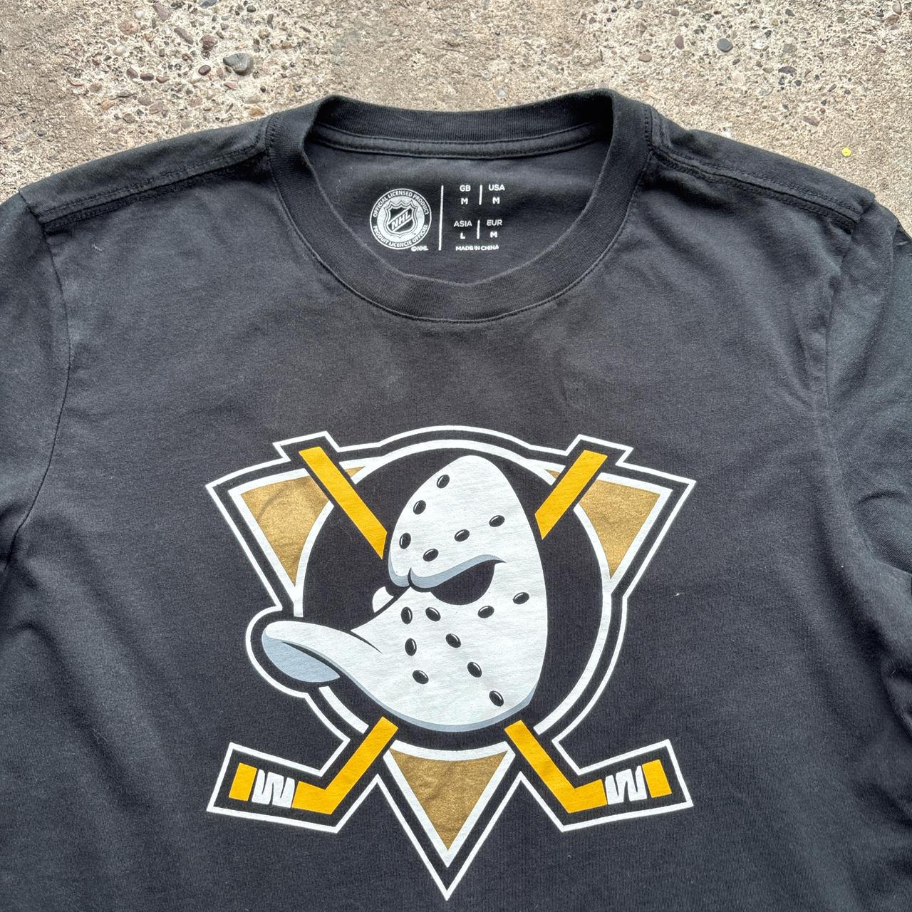 Black Anaheim Ducks NHL t-shirt