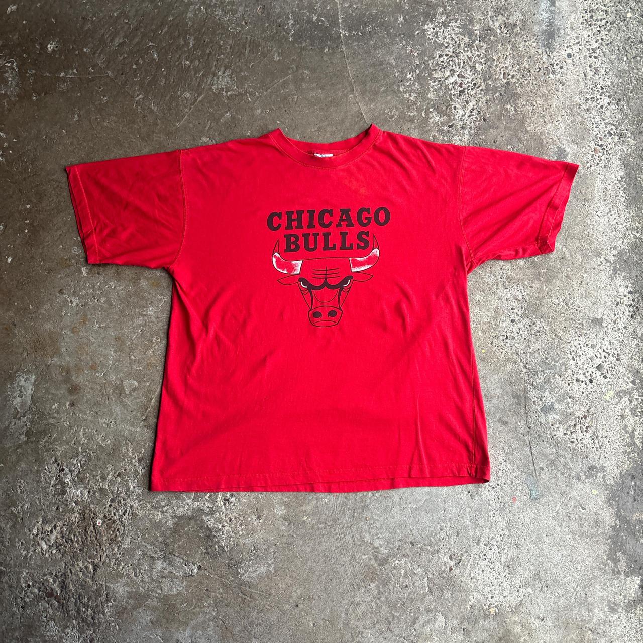 Vintage Red Graphic Chicago Bulls NBA T-Shirt - XL