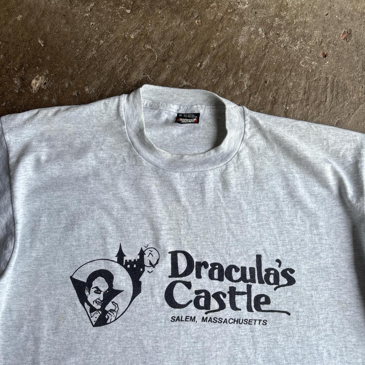 90s Grey Dracula’s Castle graphic t-shirt - XL