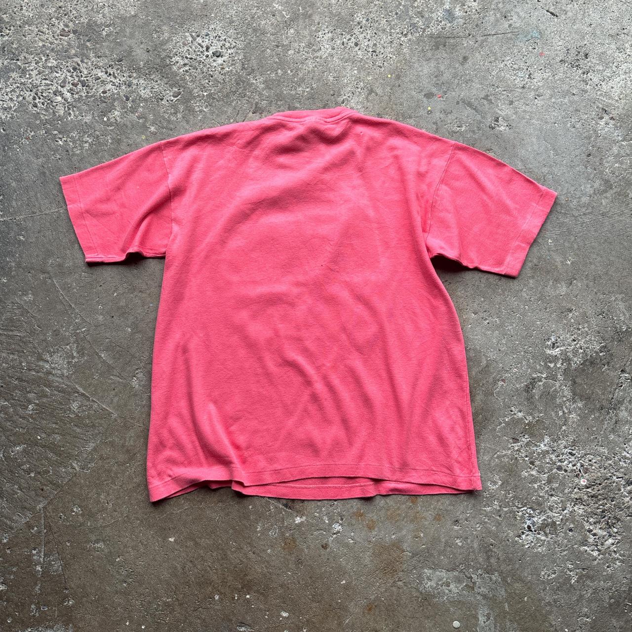 Pink single-stitch graphic tee with ‘Cruising’ print