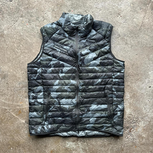 Nike camo puffer gilet with patch and embroidered logos -XL