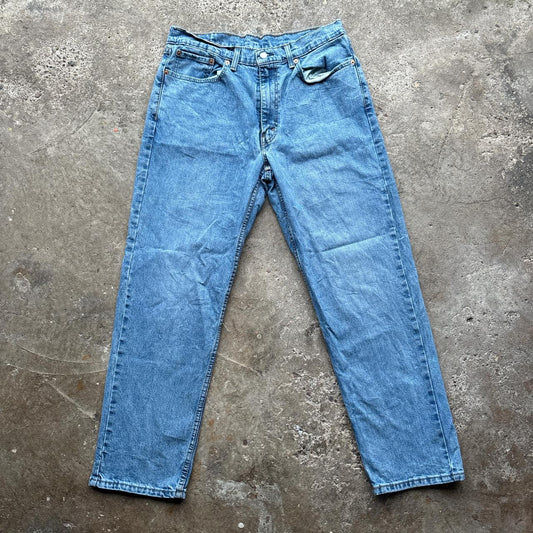 Levi's 550 blue jeans