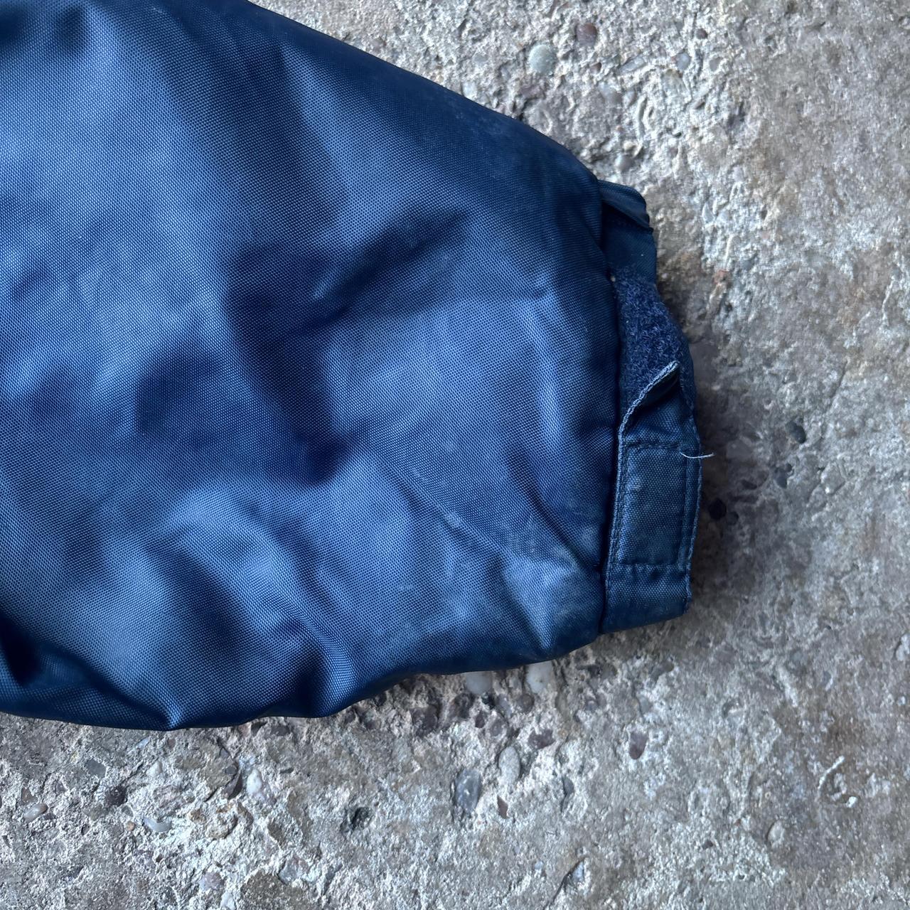 Vintage Navy Umbro puffer jacket - L