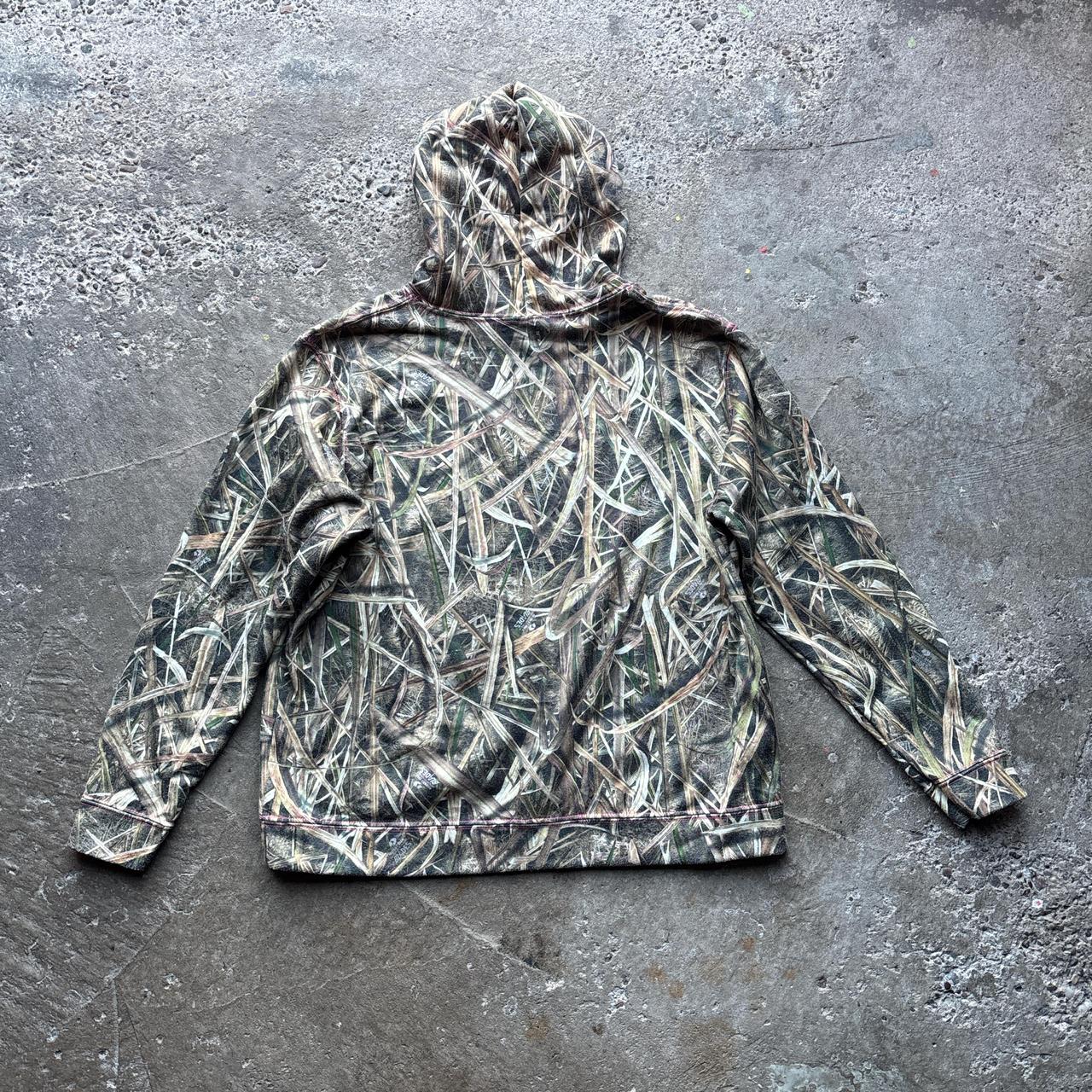 Real tree Mossy Oak hoody with pink logo - L